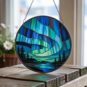 Northern Lights Stained Glass Suncatcher – Aurora Borealis Window Hanging Panel, Nature Inspired Glass Art Gift for Home Decor Lovers